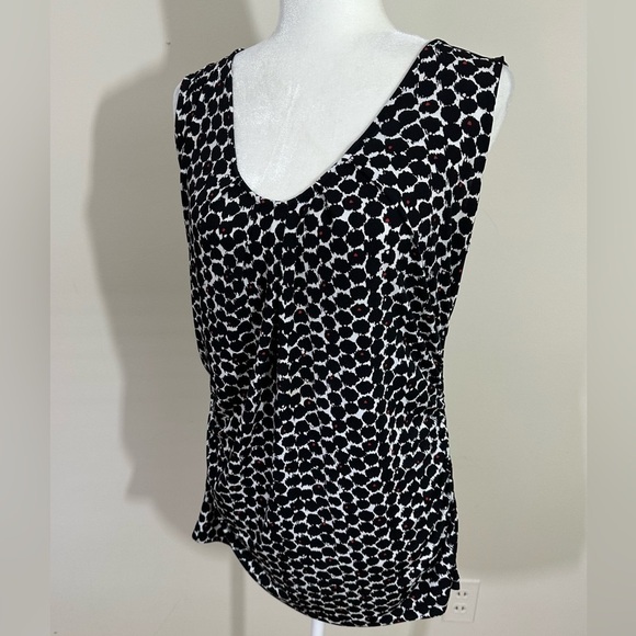 New York & Company sz XL top, tunic in black. White an a tiny bit of red silky - Picture 7 of 13